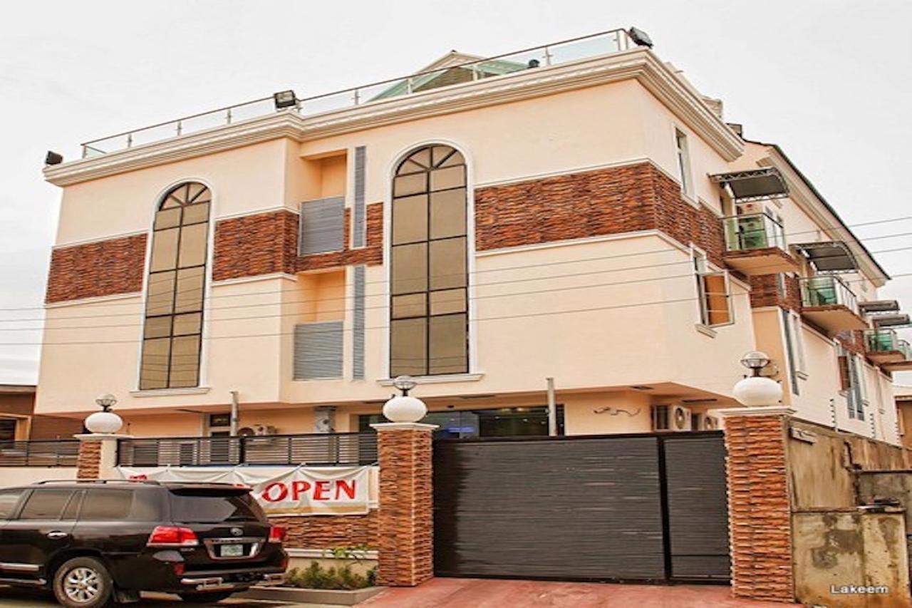 Lakeem Suites Agboyin Surulere Lagos Exterior photo